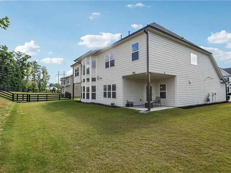 4055 Starwood Dr — Photo 41