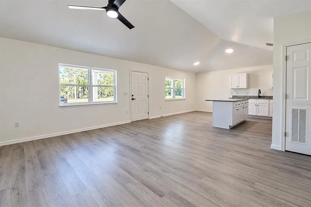 14173 SW 60th Ter — Photo 3