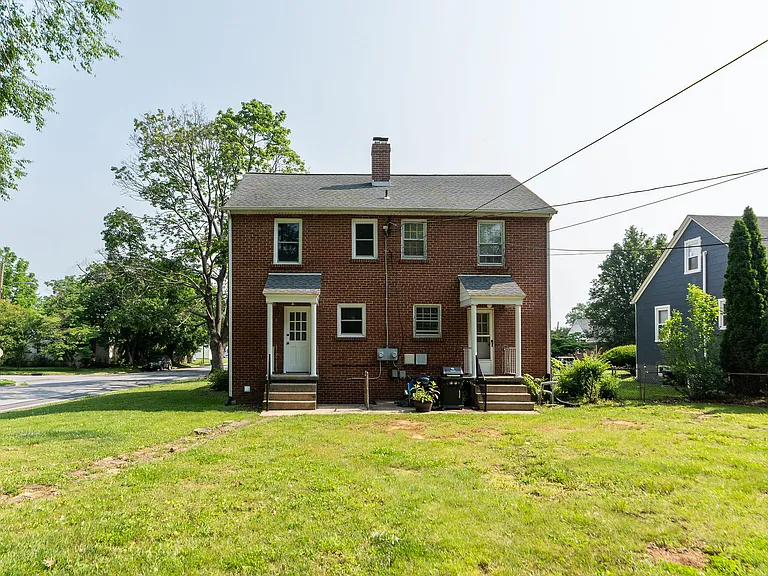 1434 Mulberry St — Photo 18