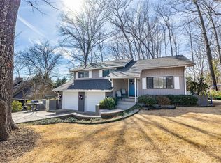 111 Shorecrest Dr, Seneca, SC 29672