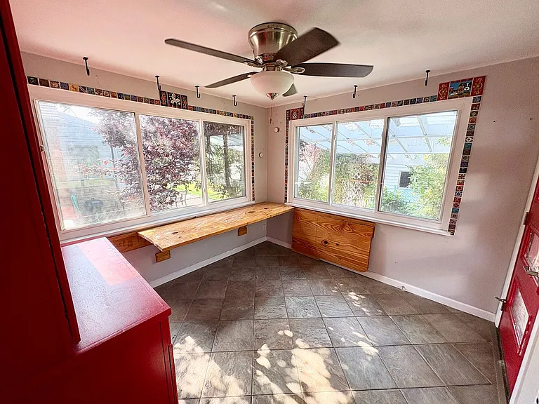 6040 Marquette Ave — Photo 9