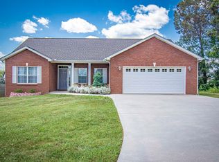 1426 Benjamin Blvd, Sevierville, TN 37876