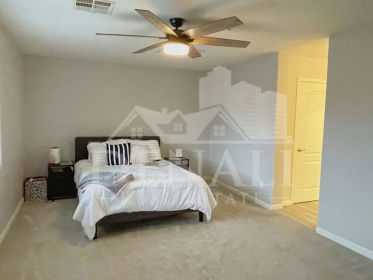 8144 W Beck Ln — Photo 14
