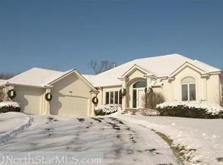 11063 Holland Cir, Eden Prairie, MN 55347