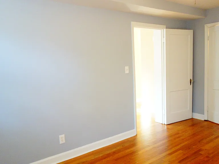 8520 Greenwood Ave — Photo 40