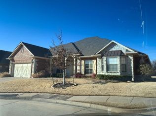 2521 New Haven Ct, Edmond, OK 73013