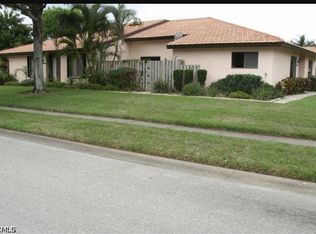 1426 Park Shore Cir APT 4, Fort Myers, FL 33901