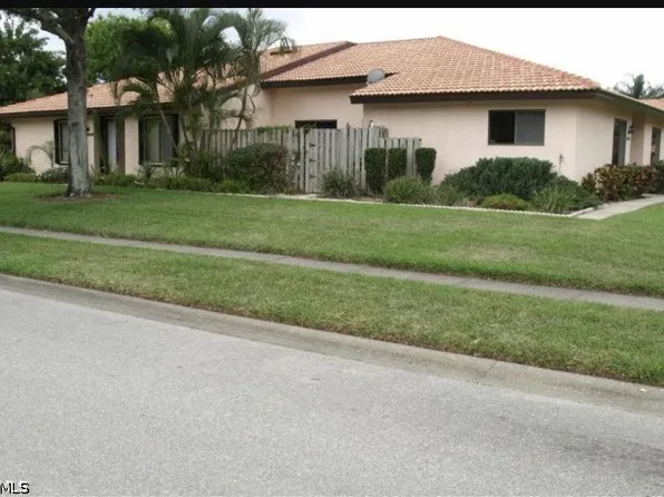 1426 Park Shore Cir APT 4, Fort Myers, FL 33901