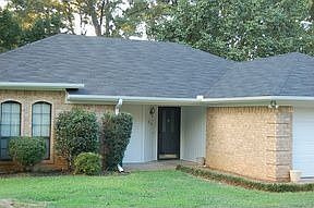 1st image of 814 Corey Dr