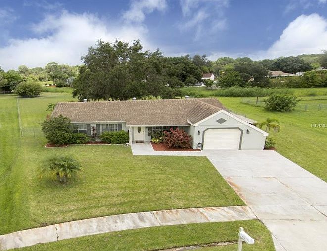 1st image of 3236 Montclair Cir