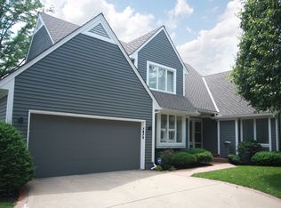 7875 Howe Circle, Prairie Village, KS 66208