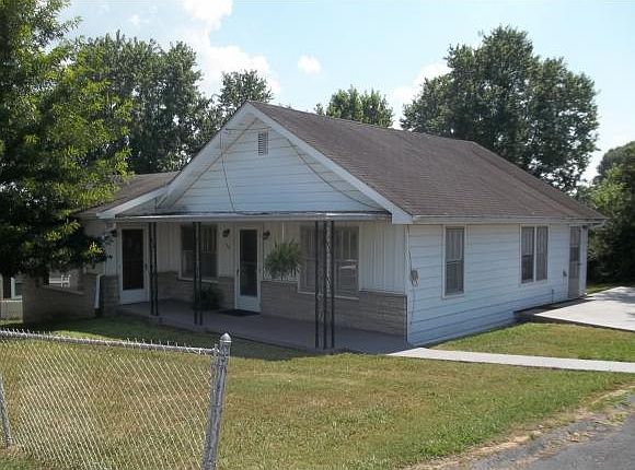 1st image of 128 Kingsley Ave