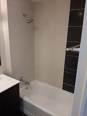 Rented by Max & Associates Realty Corp | media 8