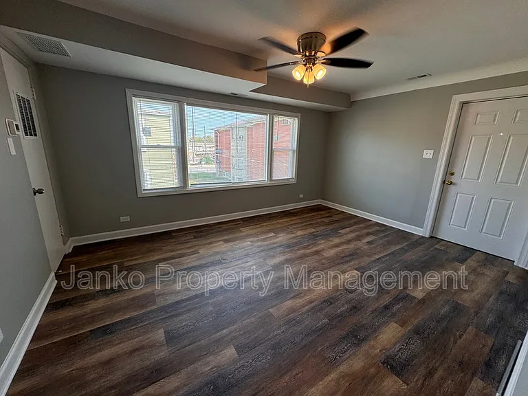 2237 Vermont St #2E — Photo 2