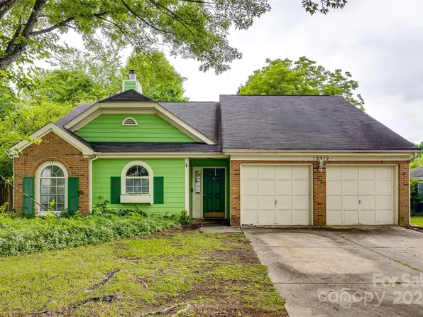 12519 Walkers Down Ct, Charlotte, NC 28273