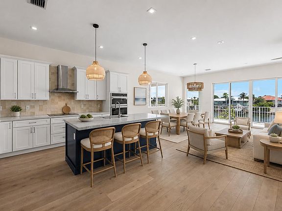 4th image of 111 Avenue D #2