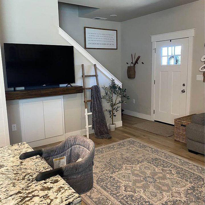 359 N 3 W Rigby, ID, 83442 Apartments for Rent Zillow