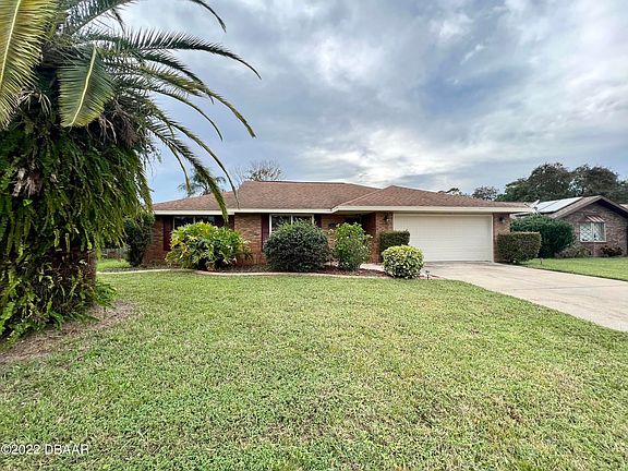 5th image of 5808 Camelot Ct