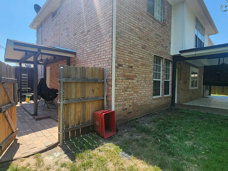 417 Saddlebrook Dr — Photo 27