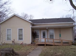 502 Harriman St, Rome City, IN 46784