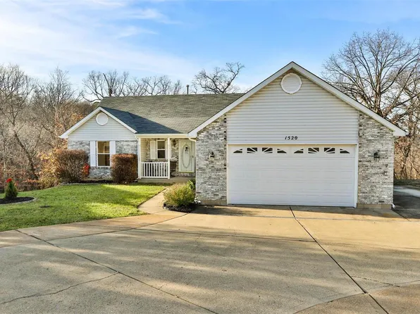 1520 White Dawn Ct, Arnold, MO 63010