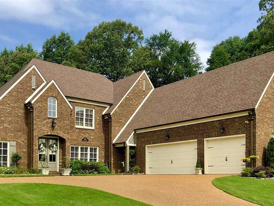 1st image of 455 Woodsedge Dr