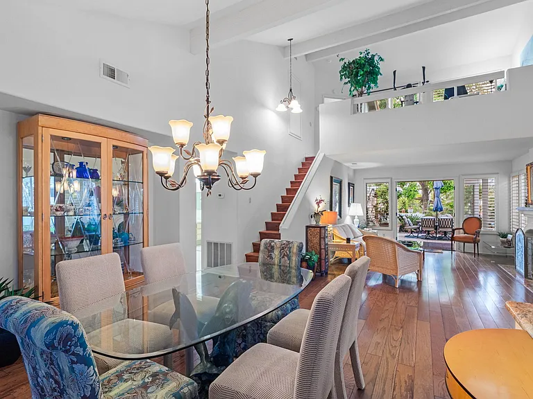 4947 Delos Way — Photo 32