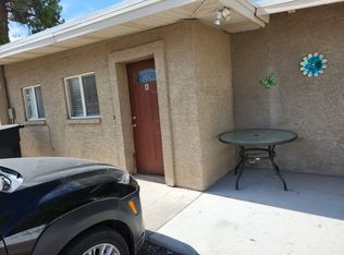 869 N 8th Ave #B, Thatcher, AZ 85552