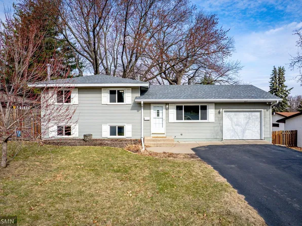 3657 Hillsboro Ave N, New Hope, MN 55427
