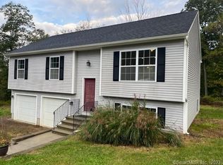 260 Rattlesnake Ledge Rd, Salem, CT 06420