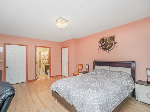 1830 Bath Avenue image 18 of 25