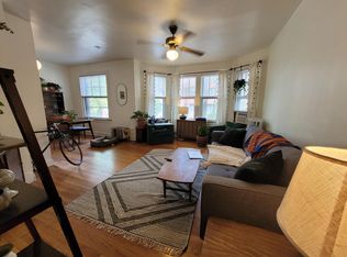 923 W George St #2, Chicago, IL 60657