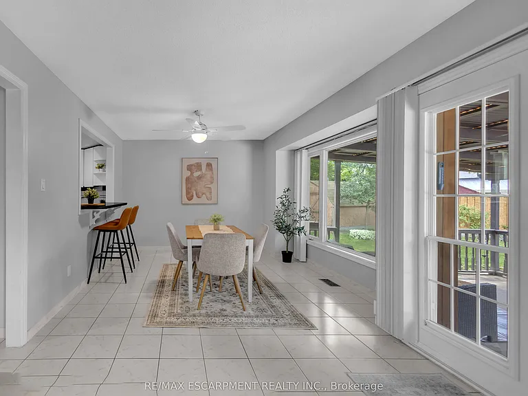489 Acadia Dr — Photo 11