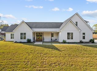 6 Beech Creek Ct, Greer, SC 29651