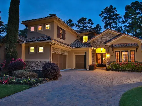 2818 Twin Fountains Dr, Houston, TX 77068