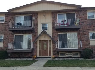 10816 S 71st Ct APT 2N, Worth, IL