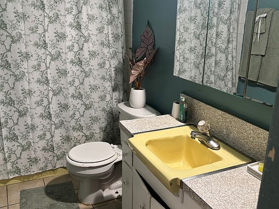 4th image of 3054 W Coolidge Ave