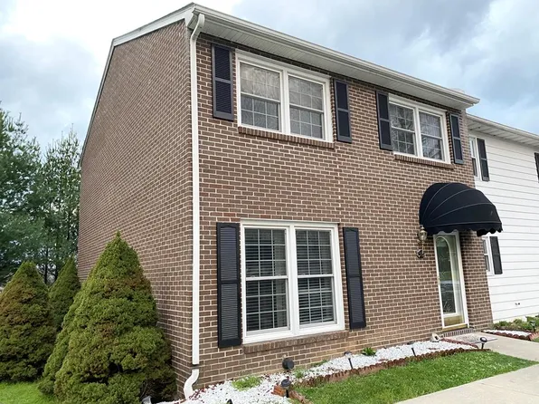 36 Sedgewood Twnhse, Bluefield, VA 24605