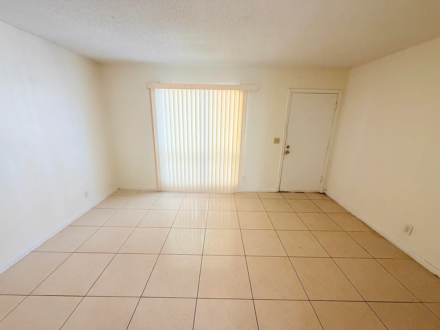 1 bed, 1.0 bath, 495 sqft, $1,500 — Photo 3