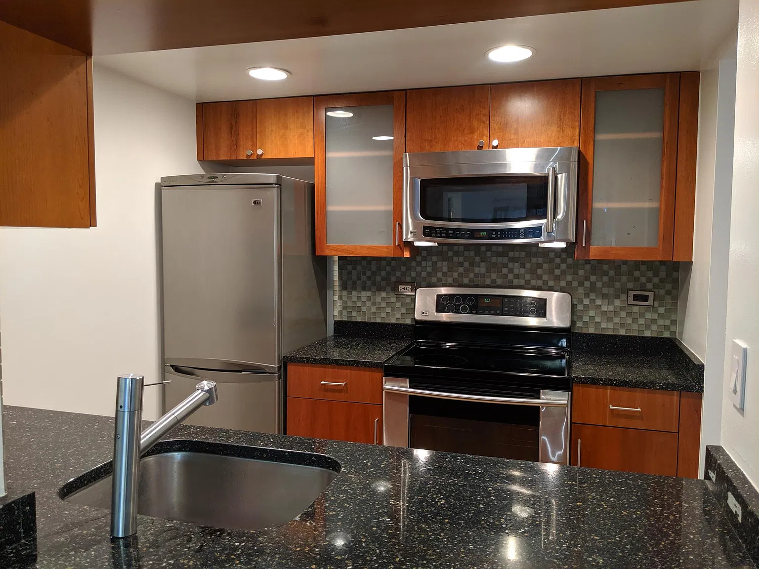 1 bed, 650 sqft, $1,720 — Photo 3