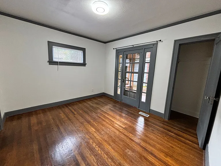 3834 NE Senate St — Photo 6