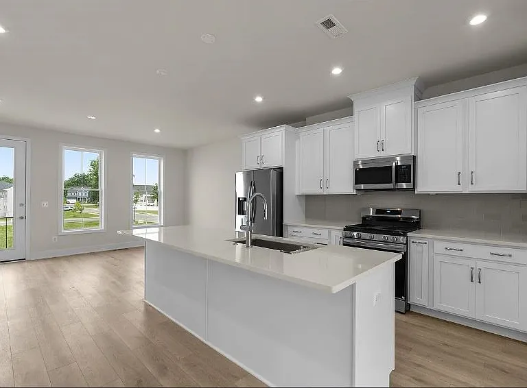 Open floor plan at Main Level