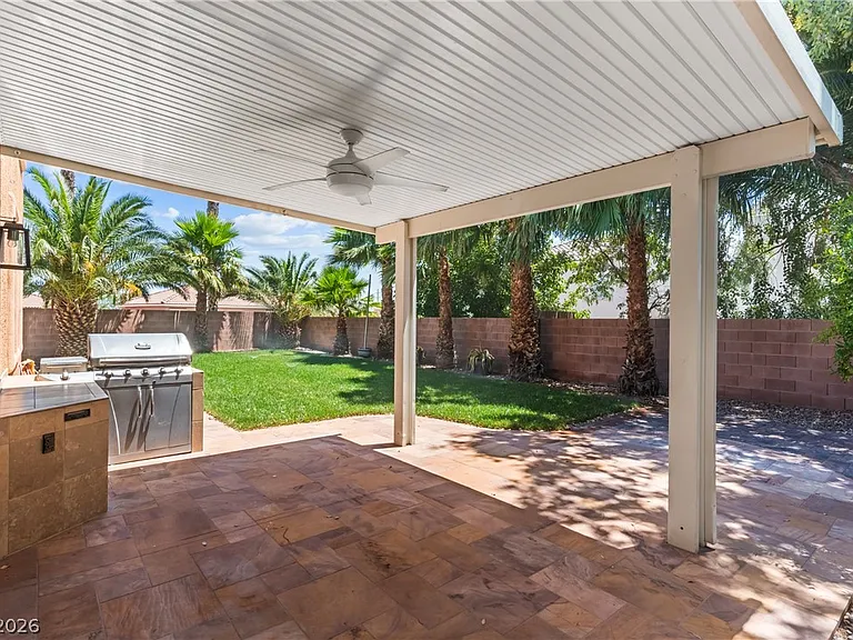 11223 Tribiani Ave — Photo 46