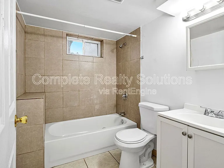 125 Perthshire Rd — Photo 16