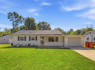 1406 Glendale Dr, Champaign, IL 61821