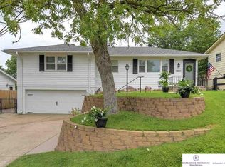 1314 Hansen Ave, Bellevue, NE 68005