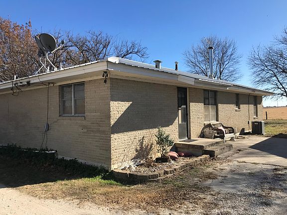 3rd image of 4997 County Road 409