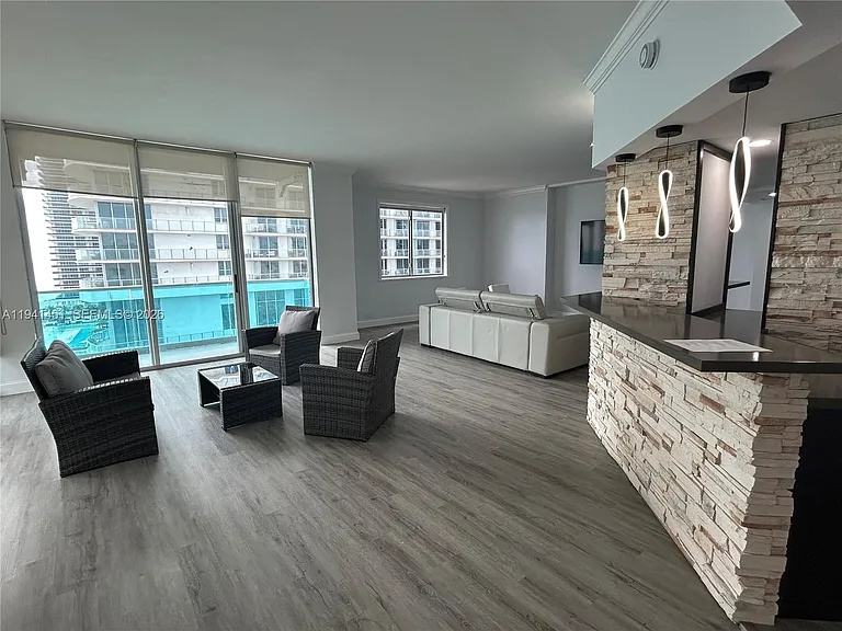 4001 S Ocean Dr #11 — Photo 4