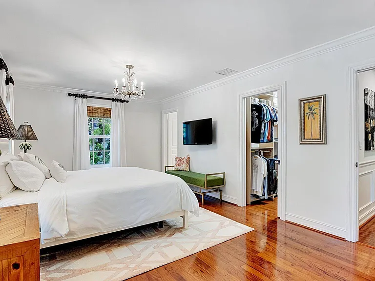 306 N Swinton Ave — Photo 27