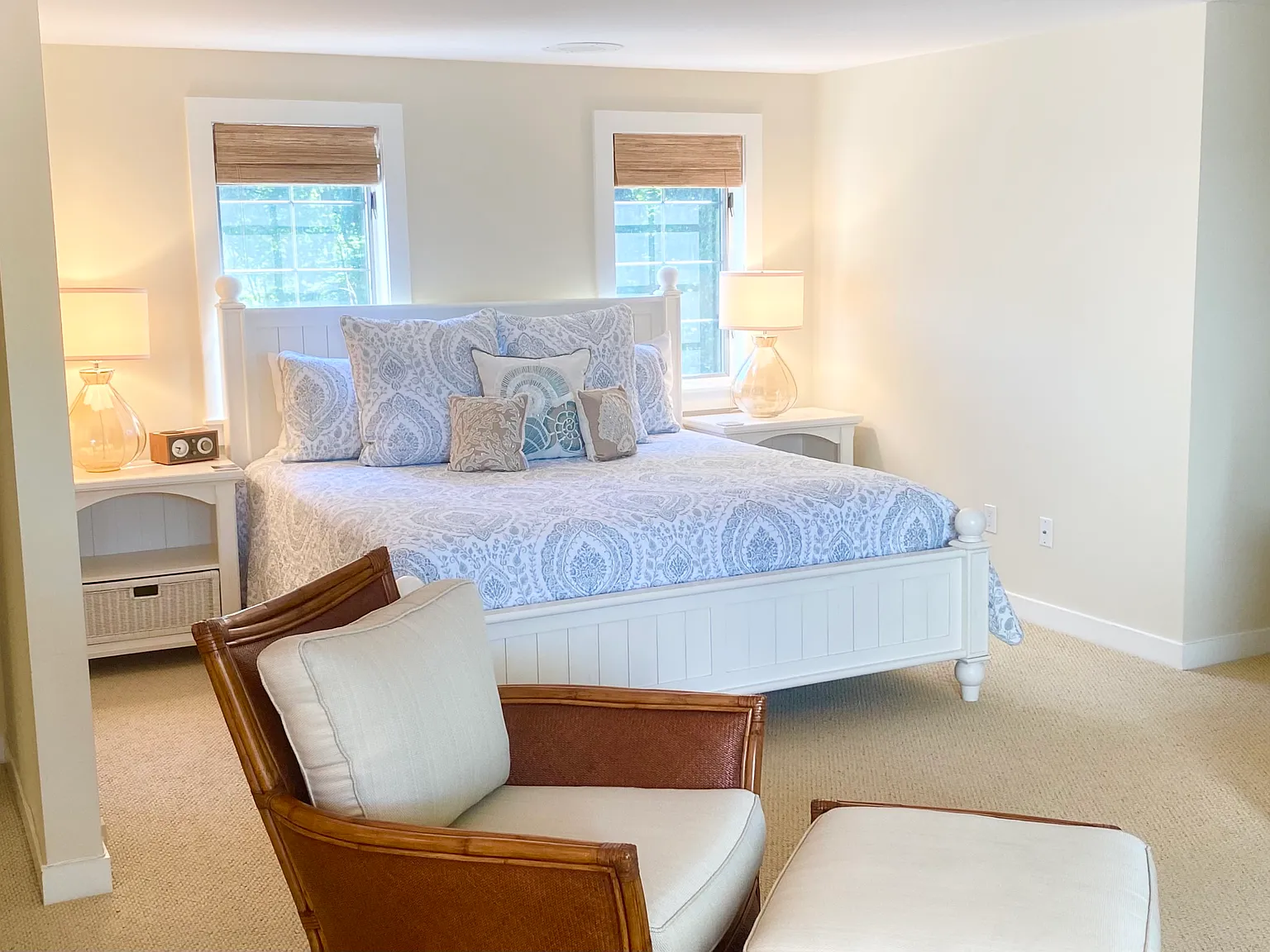 4 bed, 3.5 bath, 4624 sqft, $3,600 — Photo 4